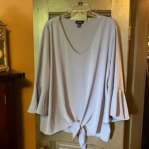 Soft purple Roz & Ali Blouse NWOT